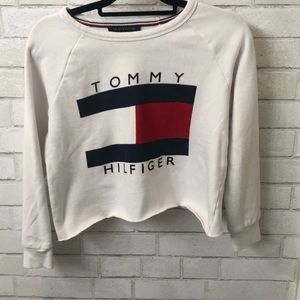 Cropped Tommy Hilfiger Crewneck Sweatshirt